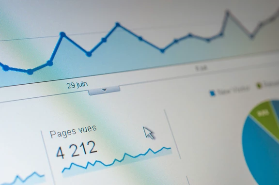 Scaling under traffic spikes