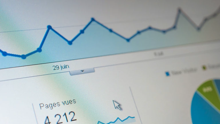 Scaling under traffic spikes